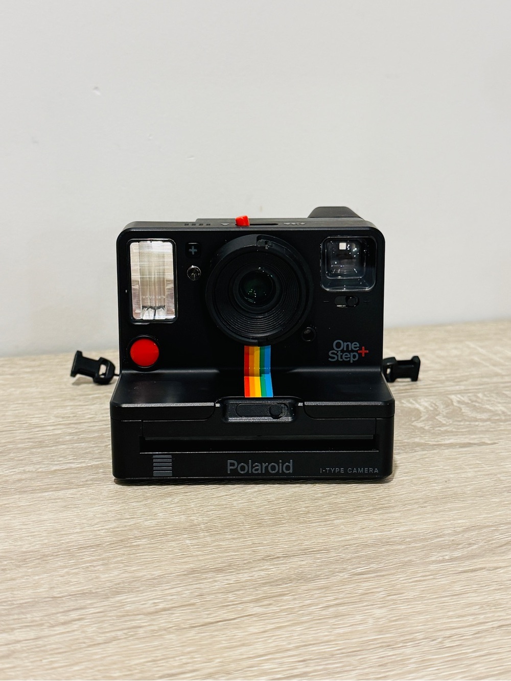 Polaroid OneStep+ i-Type Instant Film Camera Black Bluetooth